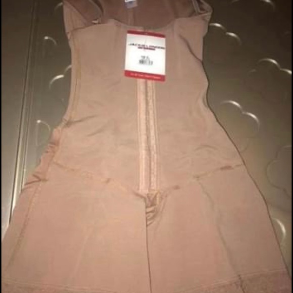 Shapewear - Picture 4 of 6